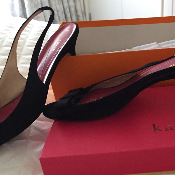 Kate Spade black satin heel size 10 - Picture 5 of 7